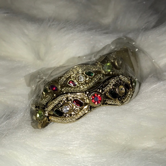 2 Gold bangles - Picture 7 of 8